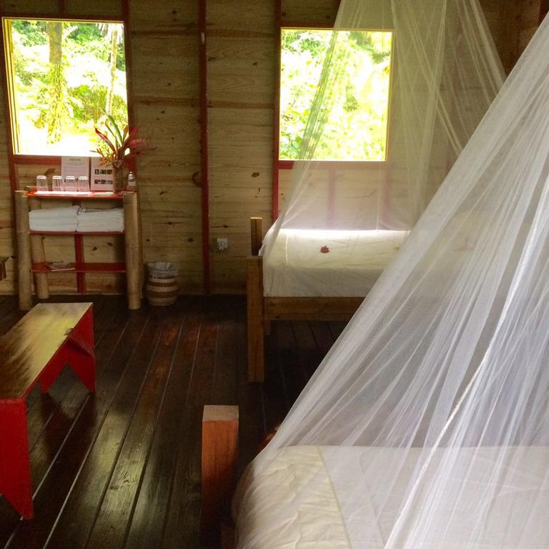 Roots Jungle Retreat Villa Marigot Luaran gambar